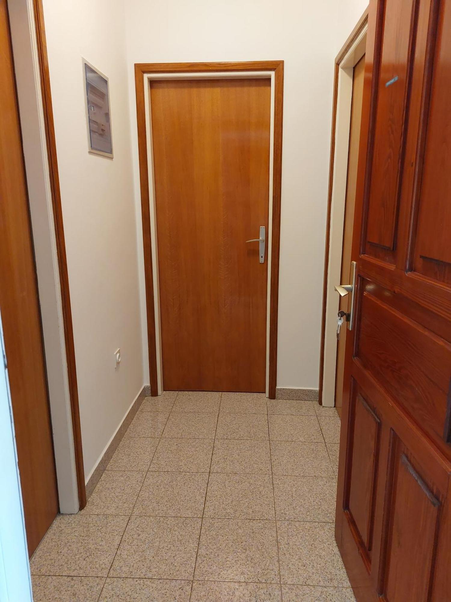 Apartments Mlacovic Rab Town Bagian luar foto