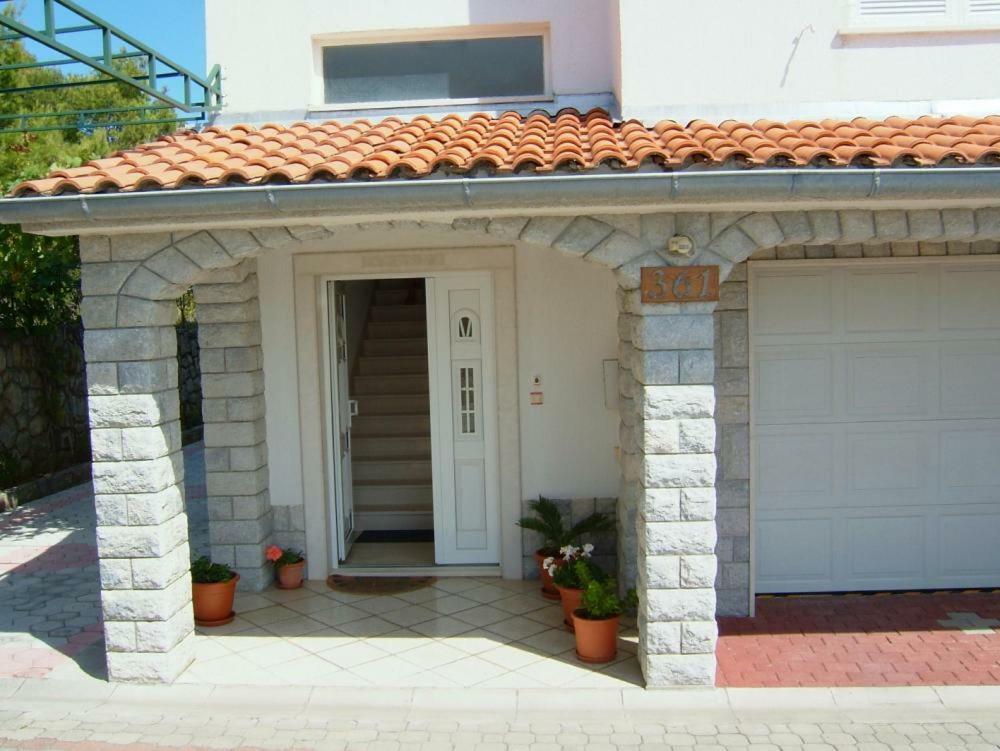 Apartments Mlacovic Rab Town Bagian luar foto